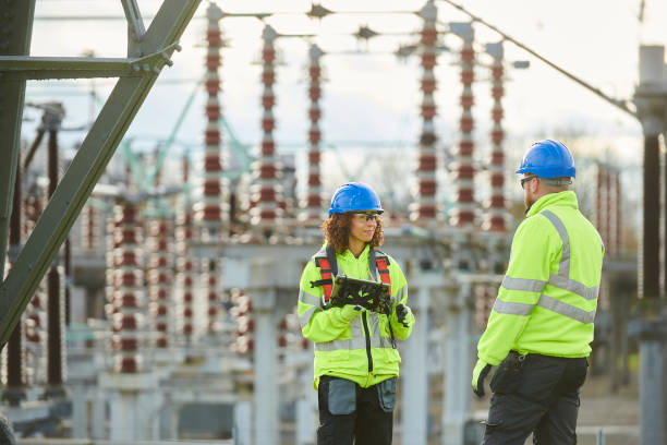Best Circuit Breaker Repair  in Okauchee Lake, WI