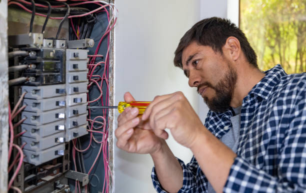 Best 24-Hour Electrician  in Okauchee Lake, WI